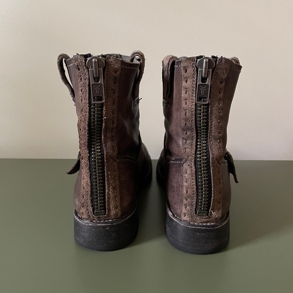 Frye Women's Vicky Artisan Back-Zip Boot - Picture 6 of 10